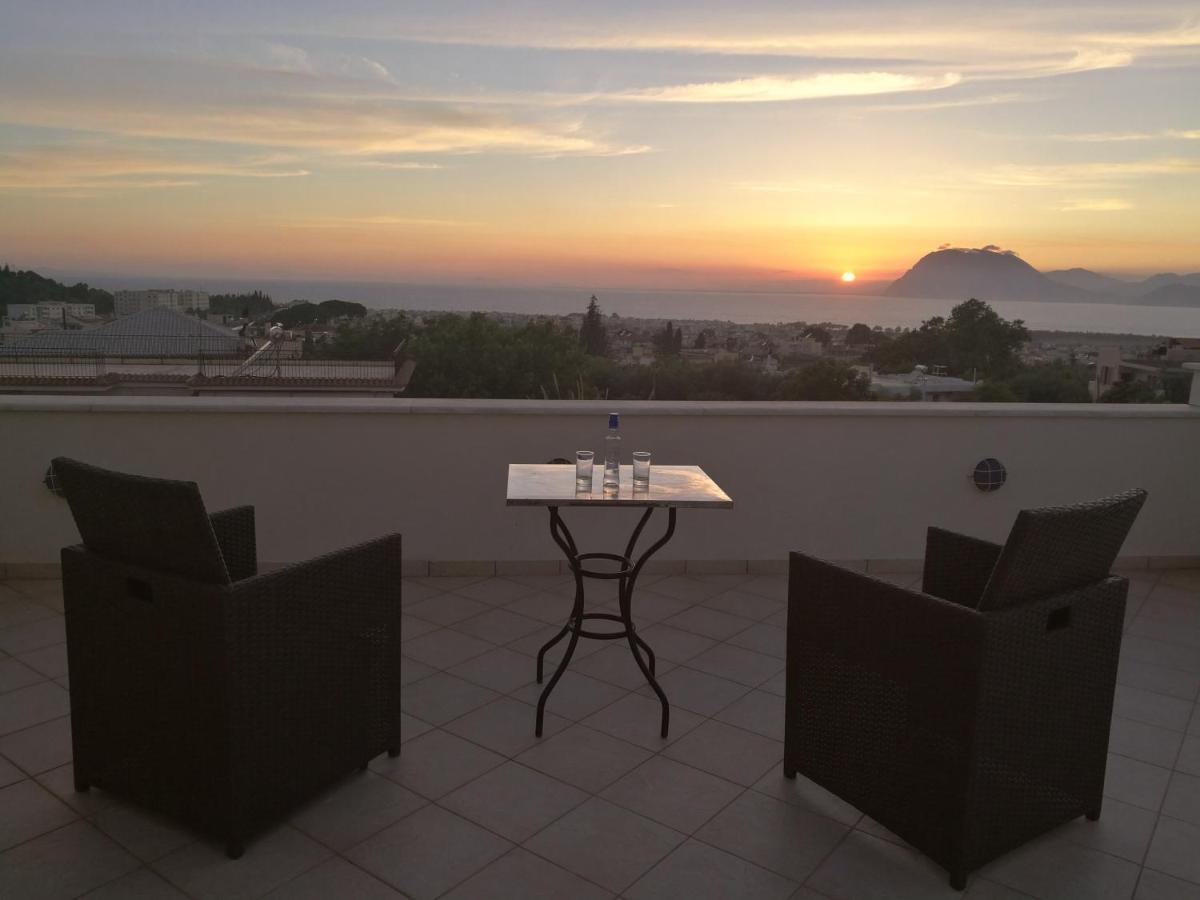 V For The View Patras